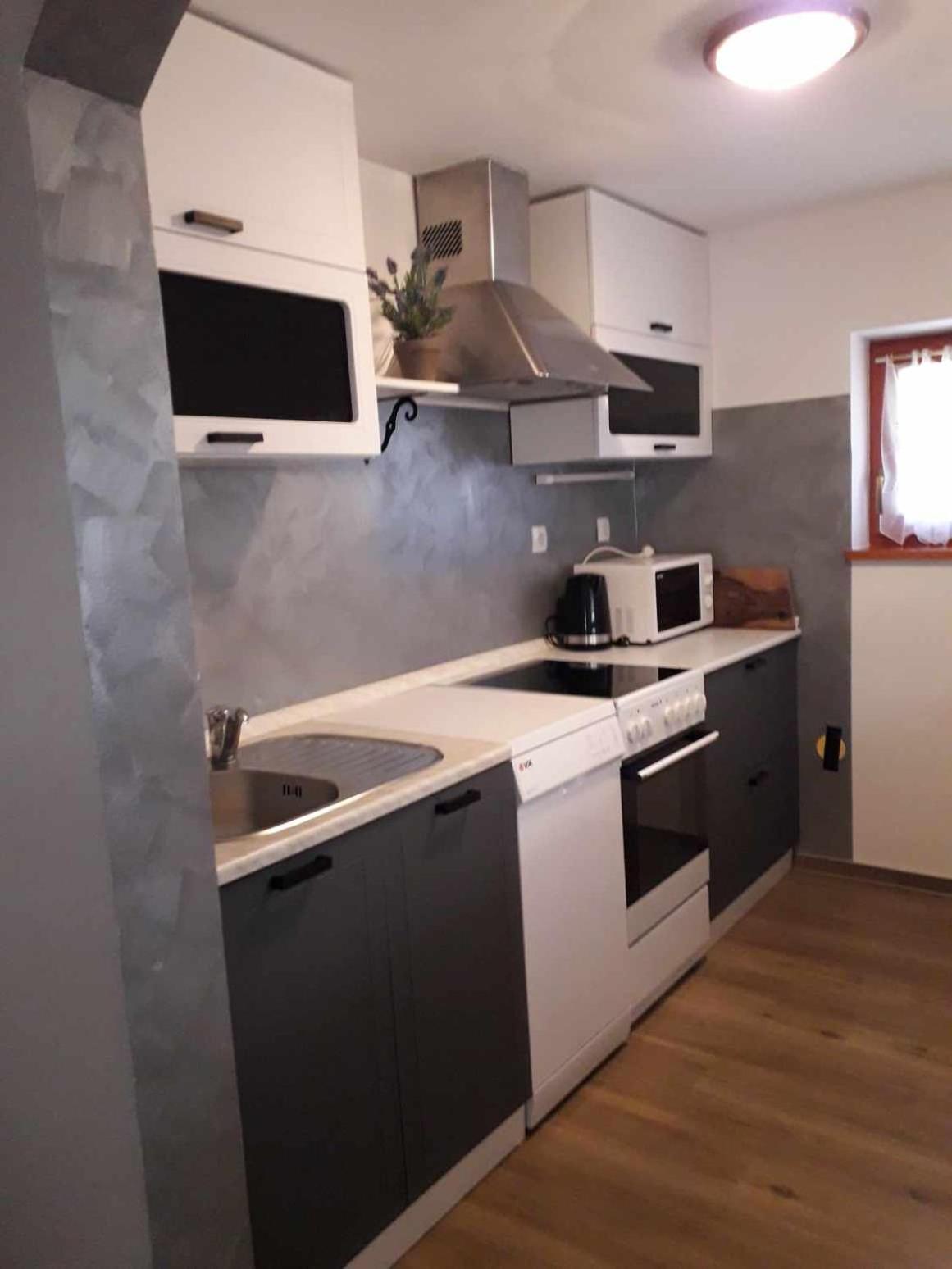 Apartmaji Brloznica Pod Veliko Planino Luce Bagian luar foto