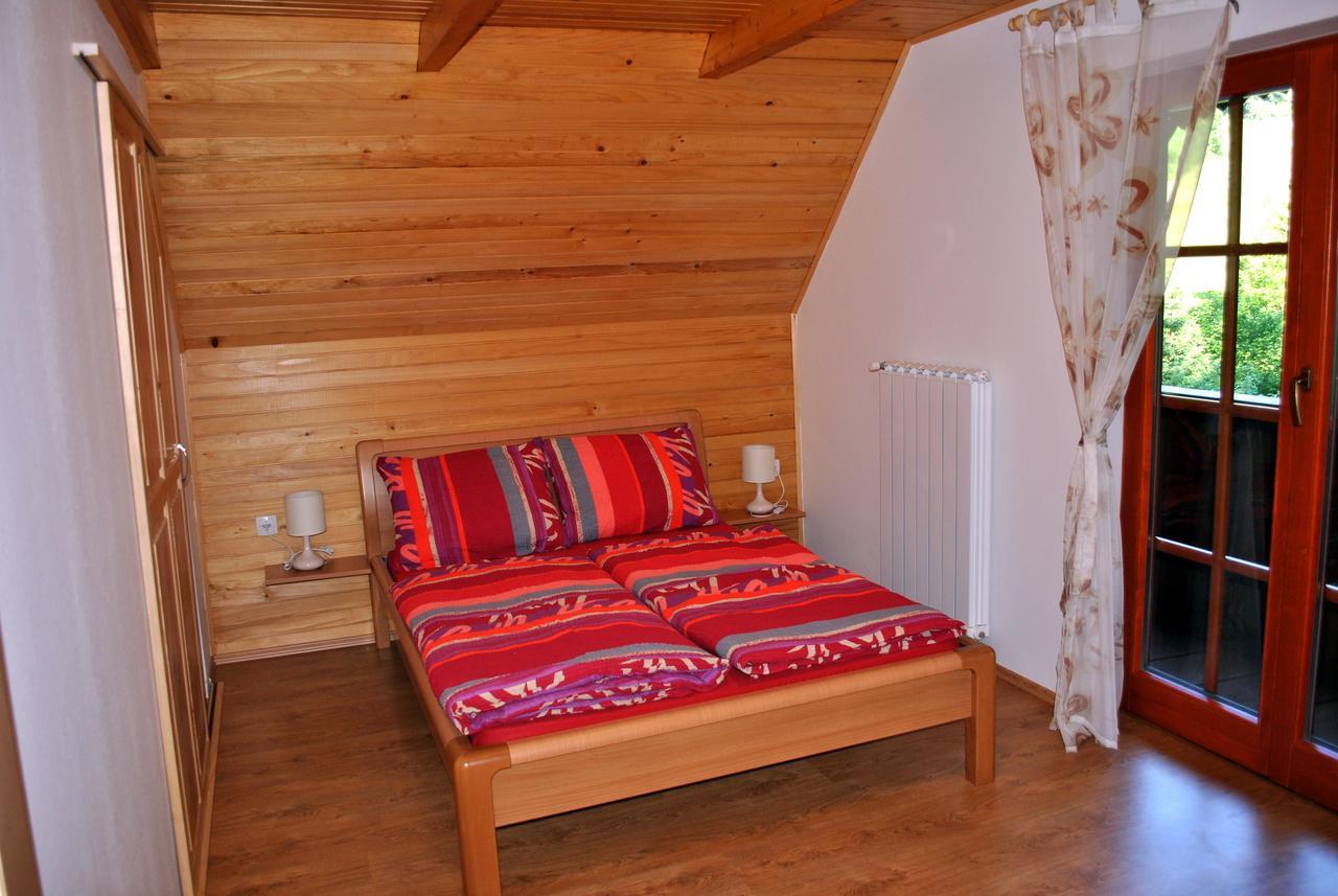 Apartmaji Brloznica Pod Veliko Planino Luce Ruang foto